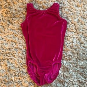 Motionwear girls pink velvet leotard size 6x-7